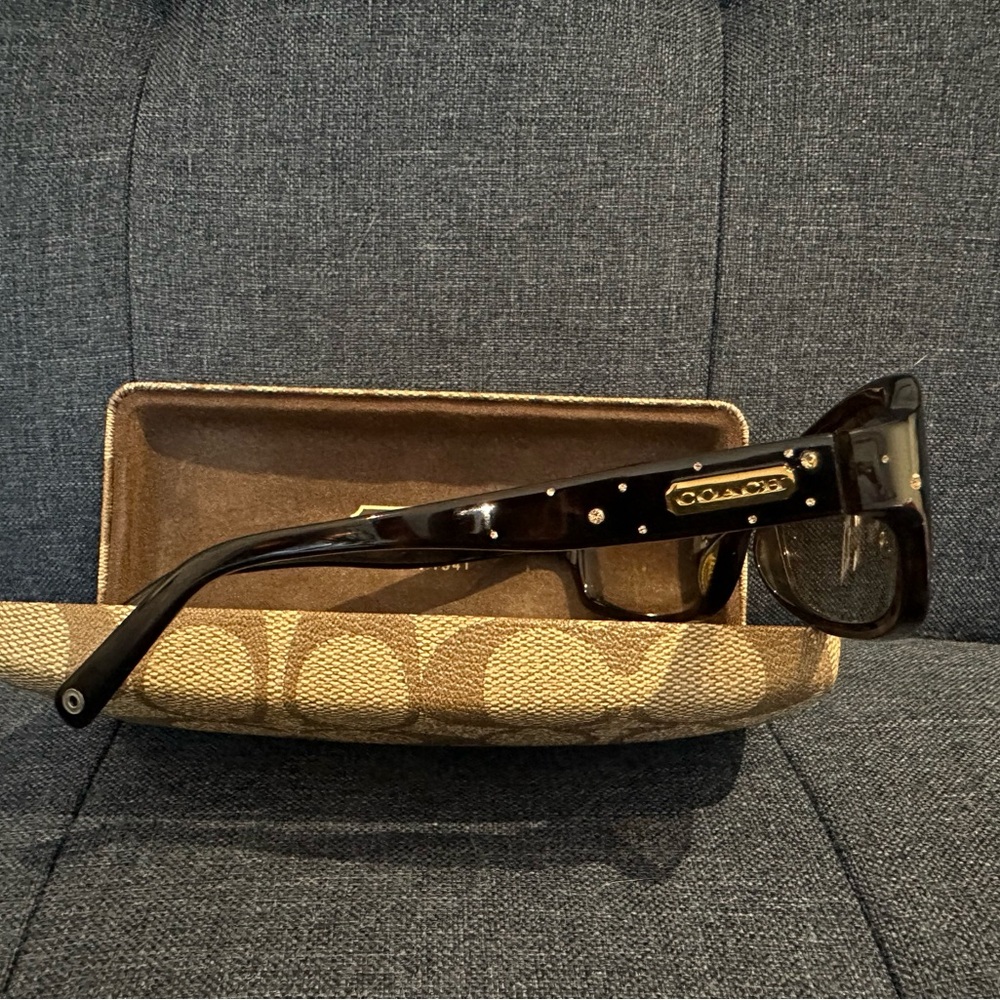 Coach Brown Gradient Sunglasses with Black Frame - Picture 5 of 9